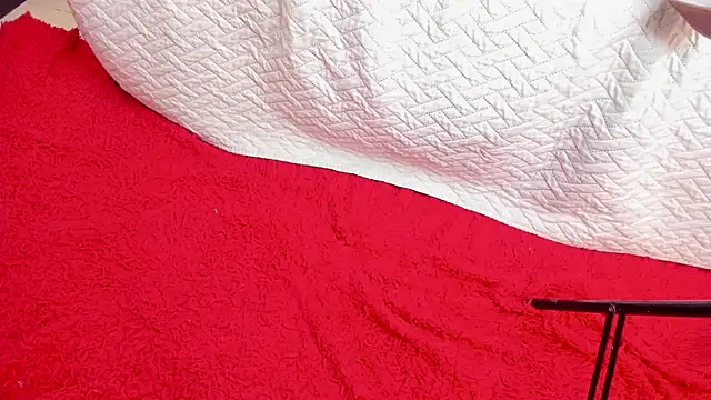 maia_520 - Maia_520's free webcam