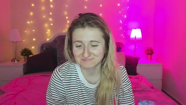 camilladreamer - CamillaDreamer's free webcam - UK Sex Cams