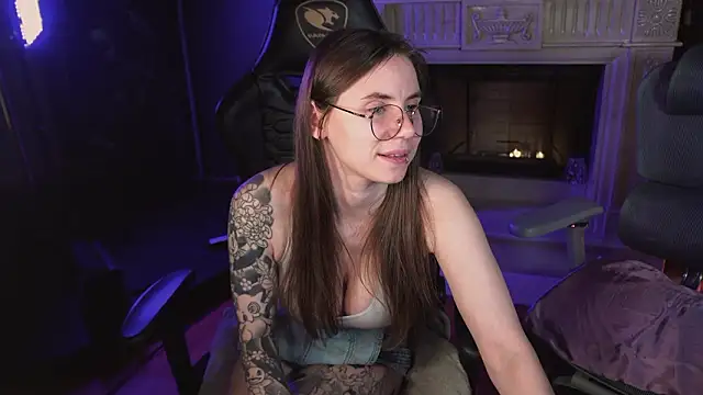 _annastark_ - _AnnaStark_'s free webcam - UK Sex Cams