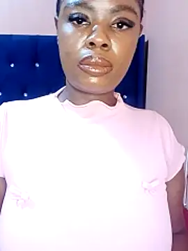 Luciouslips00 webcam