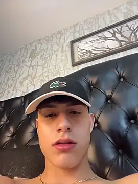 lander_cruz (M twink) - Get Naked