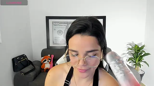 LucianaMoreau webcam