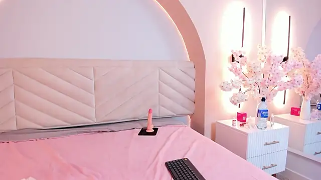 harper_Brown_ webcam