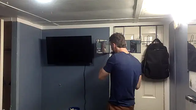 sexyhotstud12 webcam