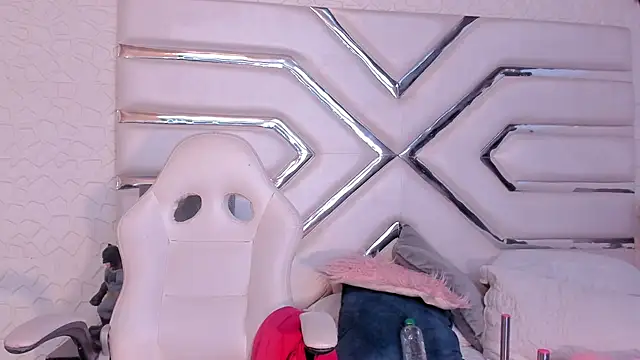 RachelleEvans webcam