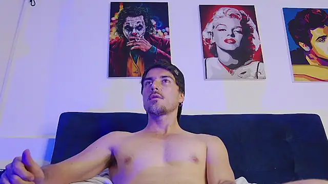 Adam_MillanFF webcam