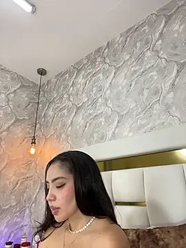 miafarkash (F young) - tits naked with oil