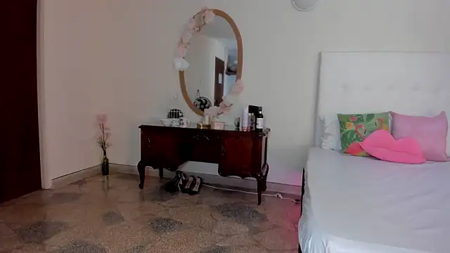 liaa_moretti_ webcam