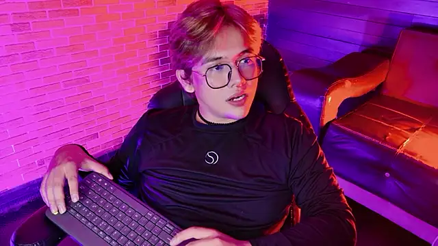 benji_vampire webcam