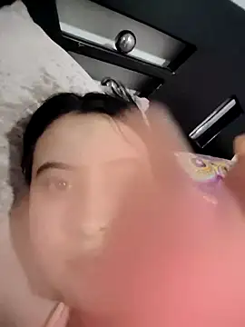 mialorents - Mialorents's free webcam