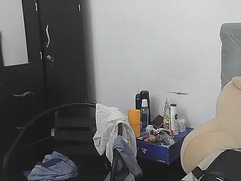 AlphaLatinoBear webcam