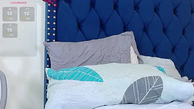 hotlatinateacher webcam