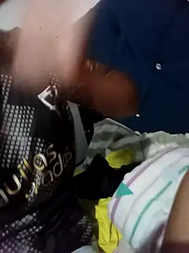 sharon_and_sharit webcam