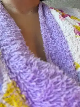 kay_lustywife (F young) - Masturbate with domi+dildo #anal🥵