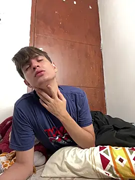 naim_theking (M twink) - 🐧 Show cum🐧