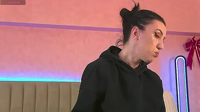 enyahazell - EnyaHazell's free webcam - UK Sex Cams