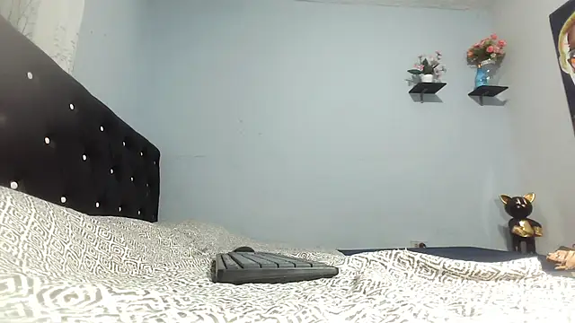 Kinky_FootFall webcam