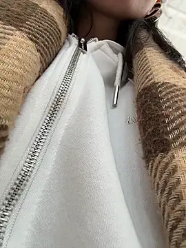 vendimur (F young) - slobber on breasts and pussy