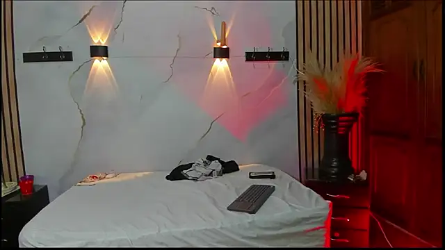 salome_mio (G teen) - cumshot without a condom inside her puss