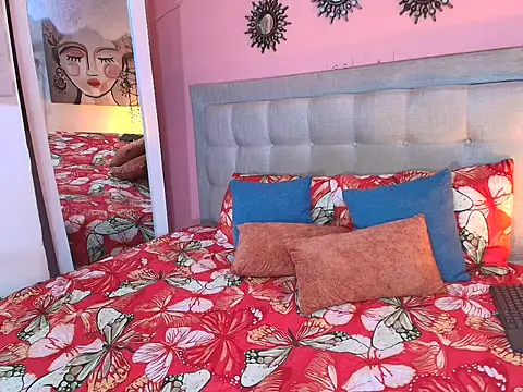 Webcam Model (natasha_lima01) is live