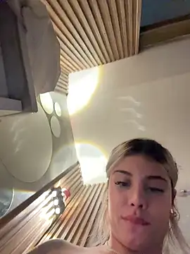 YouCandiSumisa Live Webcam on Stripchat