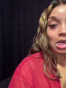 Rakiyahcharms webcam