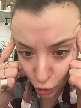 bunnythetailor webcam