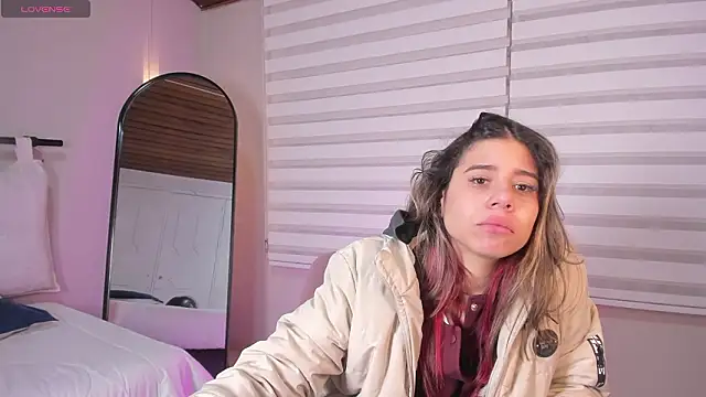 rachell_criss (F teen) - fuck me hard with the dildo 10 min