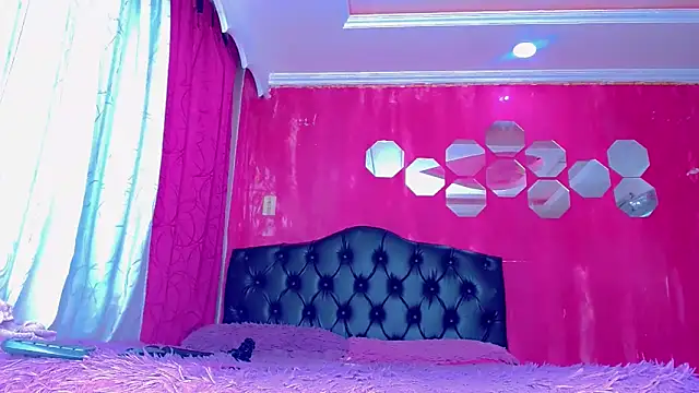 TiffanyMackensyy webcam