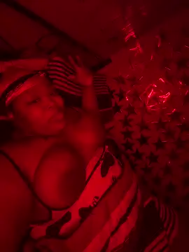 Chocolatebunnyxx96 webcam