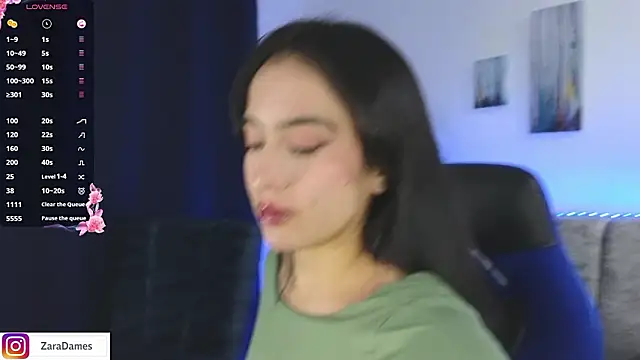 ZaraDames_ webcam