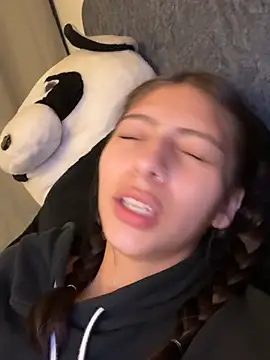 Webcam Model (Dirty-Bunnyyy)  is live.Free join now!