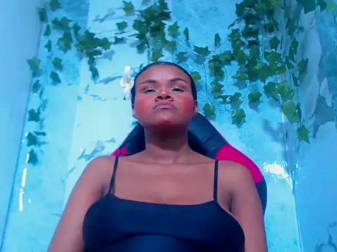 Webcam Model (Negri_hot_crazy)  is live.Free join now!