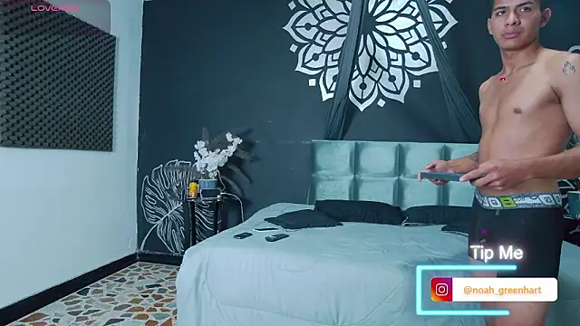 Noah_Greenhart webcam