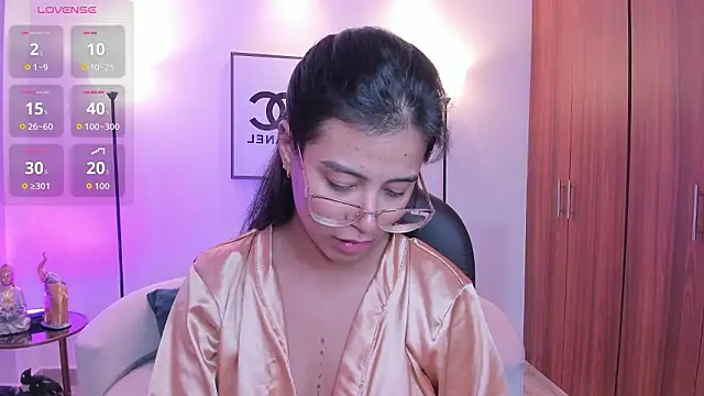 raven_stonee - Raven_stonee's free webcam - UK Sex Cams