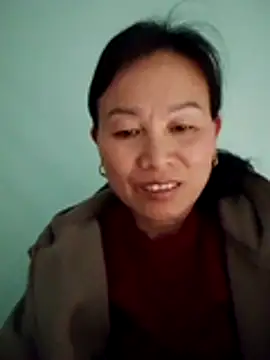 lili-123k (F mature) - Lili-123k