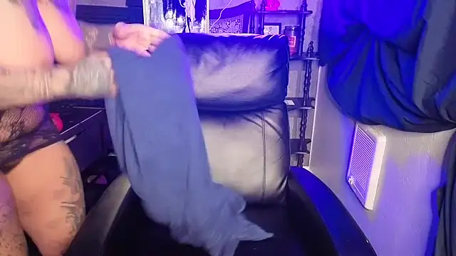 chicanachic13 webcam