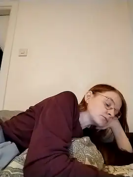 jannis1992 (F young) - Surprise me use menu