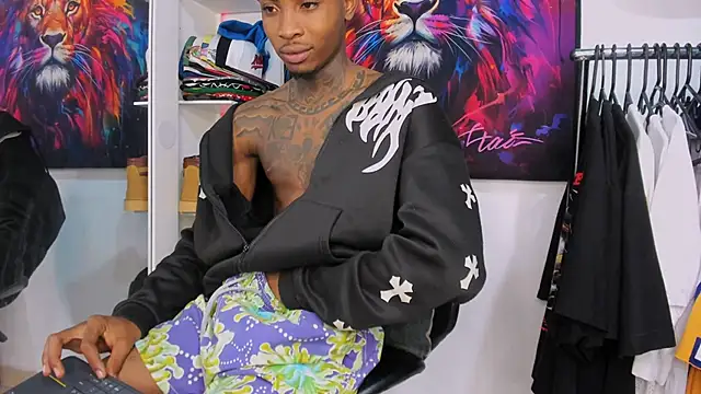 Pantera_black_21 webcam