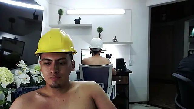 connor_lenoxx webcam