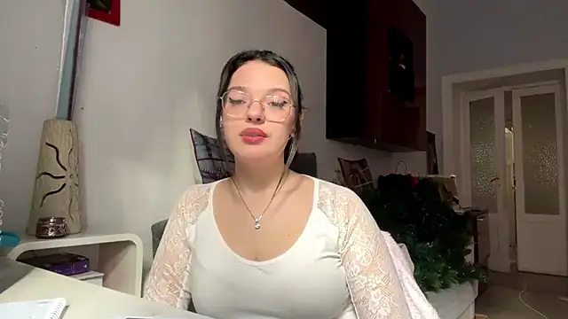 Leilla_Marusel webcam