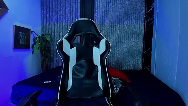 mike_0233_ - Mike_0233_'s free webcam - UK Sex Cams