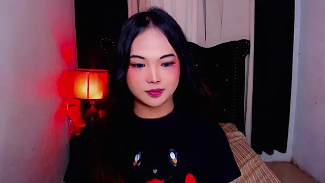 MajesticTransPinayDiva webcam