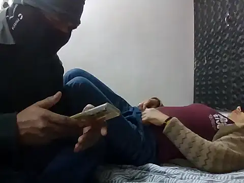 Lovelycouple25 webcam