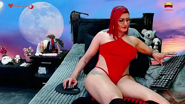 Hanna_Luna webcam