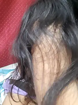 Webcam Model (zahra3) is live