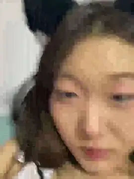 qingqing005's Live Sex Cam Show