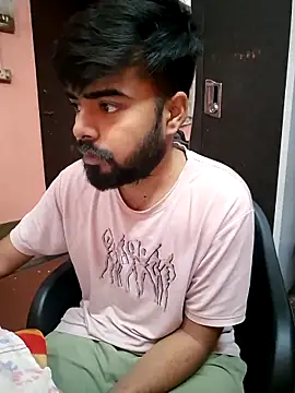 soniriyaa010101 (Ask my age) - BUY A NEW PHONE 📱🙂‍↔️💭