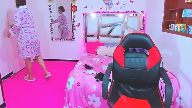 perlabeautiful webcam