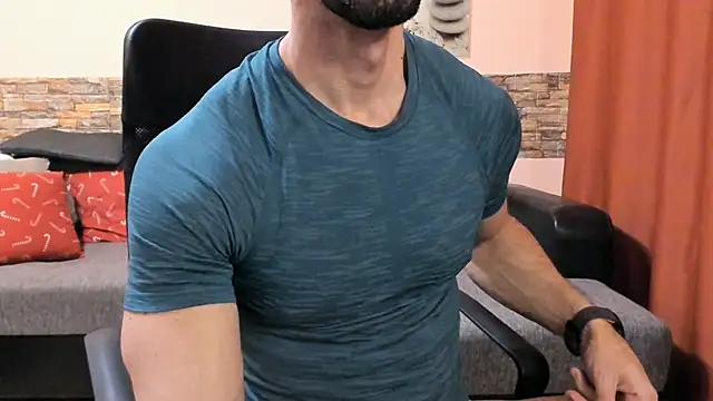 HotHunkTrainer webcam